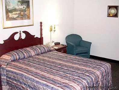 Ramada Plaza By Wyndham Chicago North Shore Wheeling