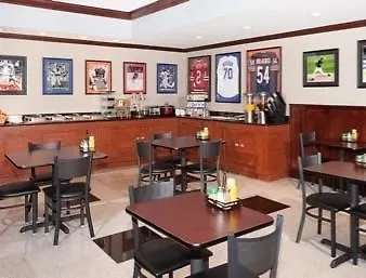 Hotel Ramada Plaza By Wyndham Chicago North Shore Wheeling