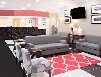 Ramada Plaza By Wyndham Chicago North Shore 3*